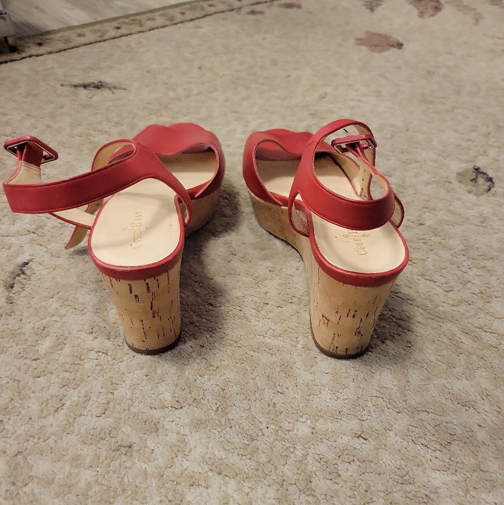 Red platform sandles - Picture 2 of 6